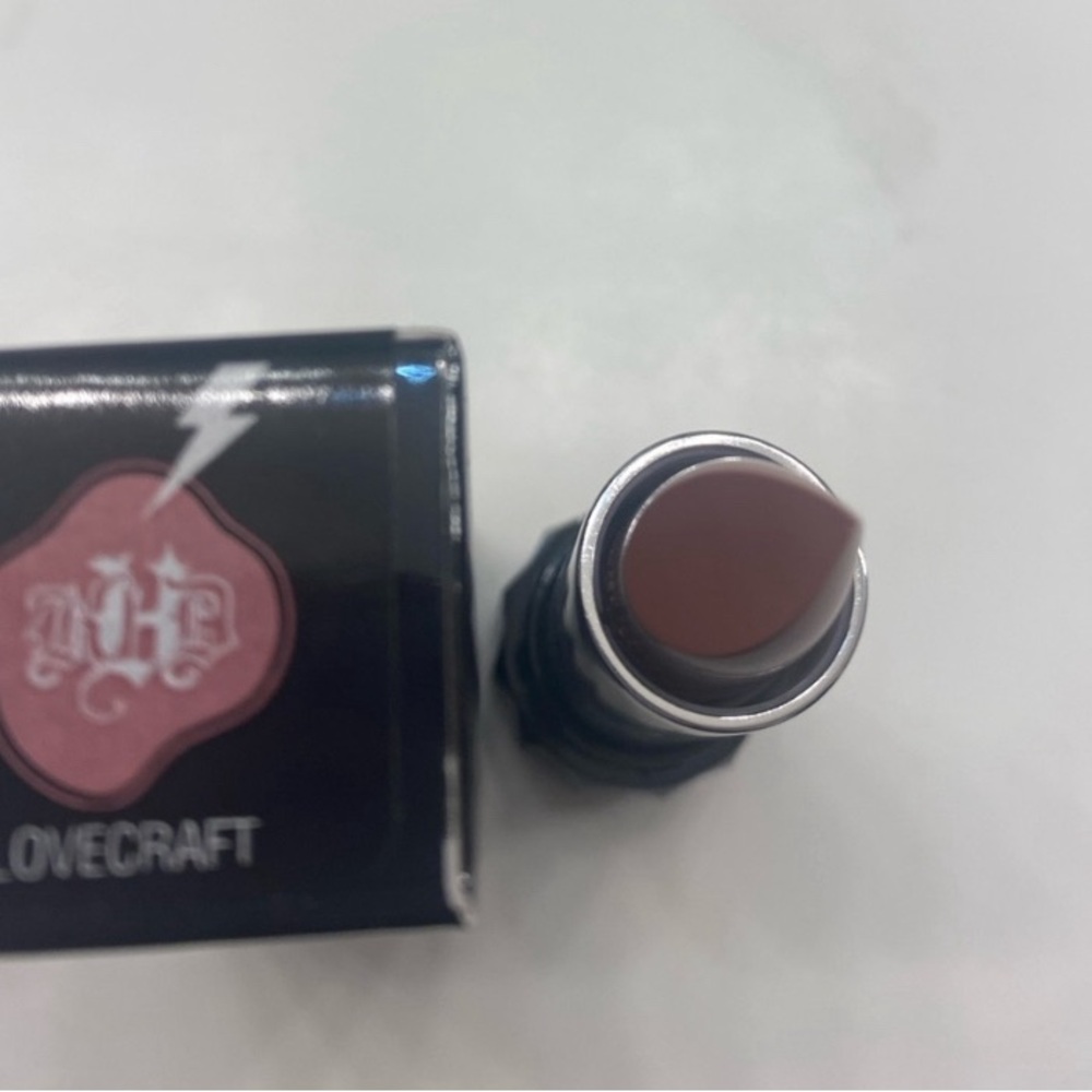 BRAND NEW KAT VON D LOVECRAFT LIPSTICK!!! ORIGINAL FORMULA- HARD TO FIND!!!